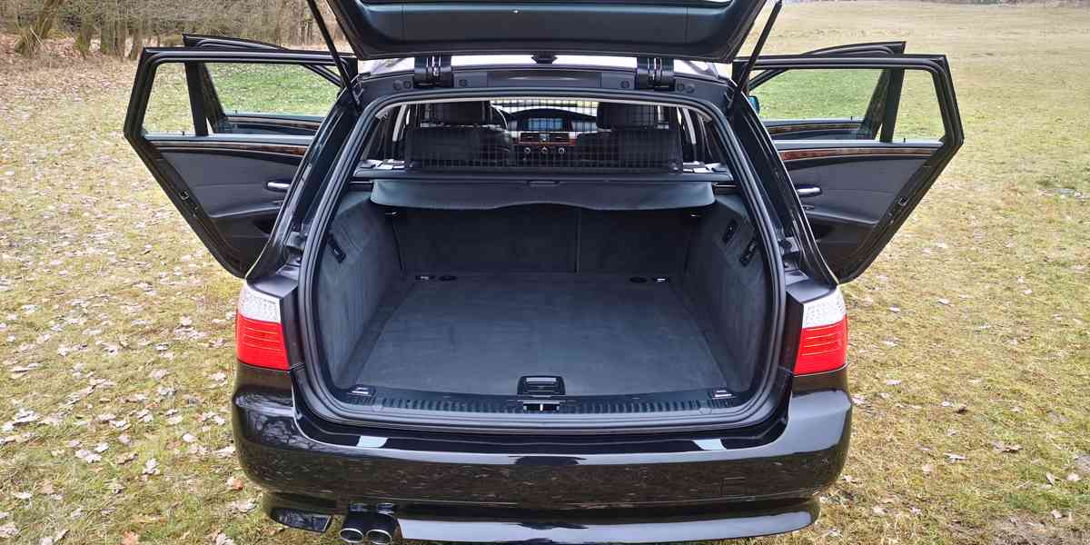 BMW 525D - E61 - 3.0 Diesel 145kw. Facelift - PĚKNÝ STAV!! - foto 18