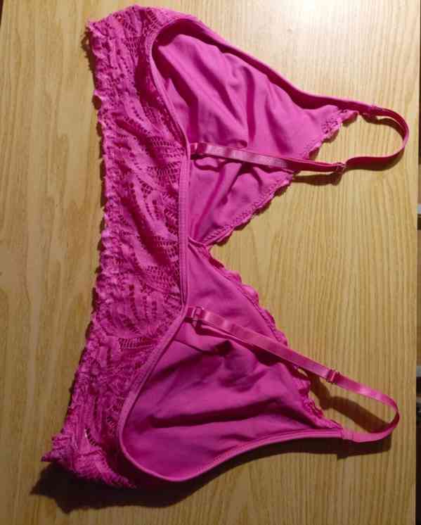 Dámská krajková podprsenka  - foto 2