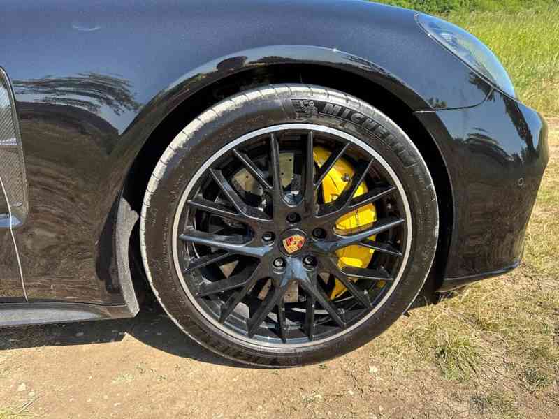 Porsche Panamera Turbo S, záruka 2026, r.v.02/2021 23 000 km - foto 13