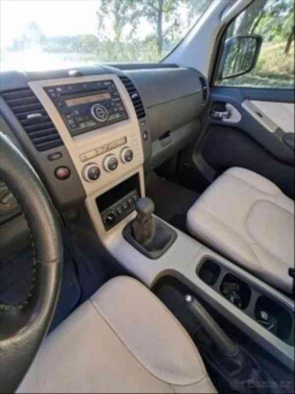 Nissan Pathfinder 2,5   2009 - foto 5
