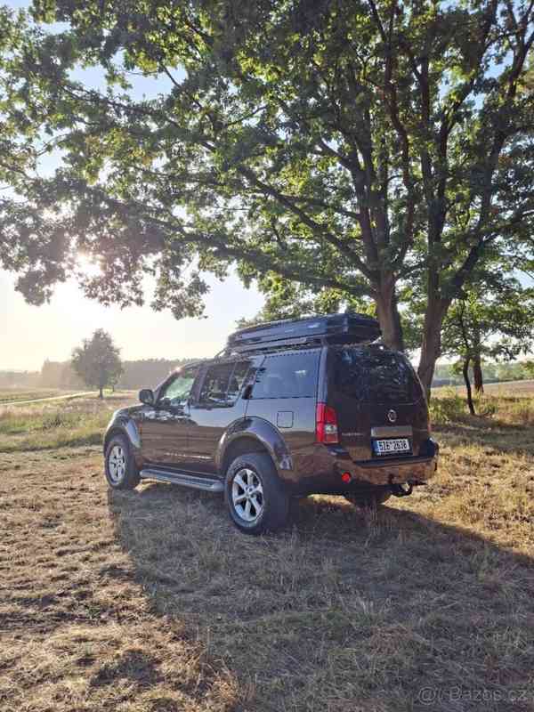Nissan Pathfinder 2,5   2009 - foto 7