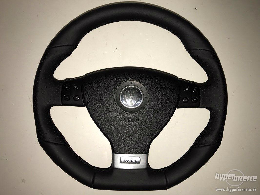 volant zkosený, kožený, F1 + airbag GTI - foto 1