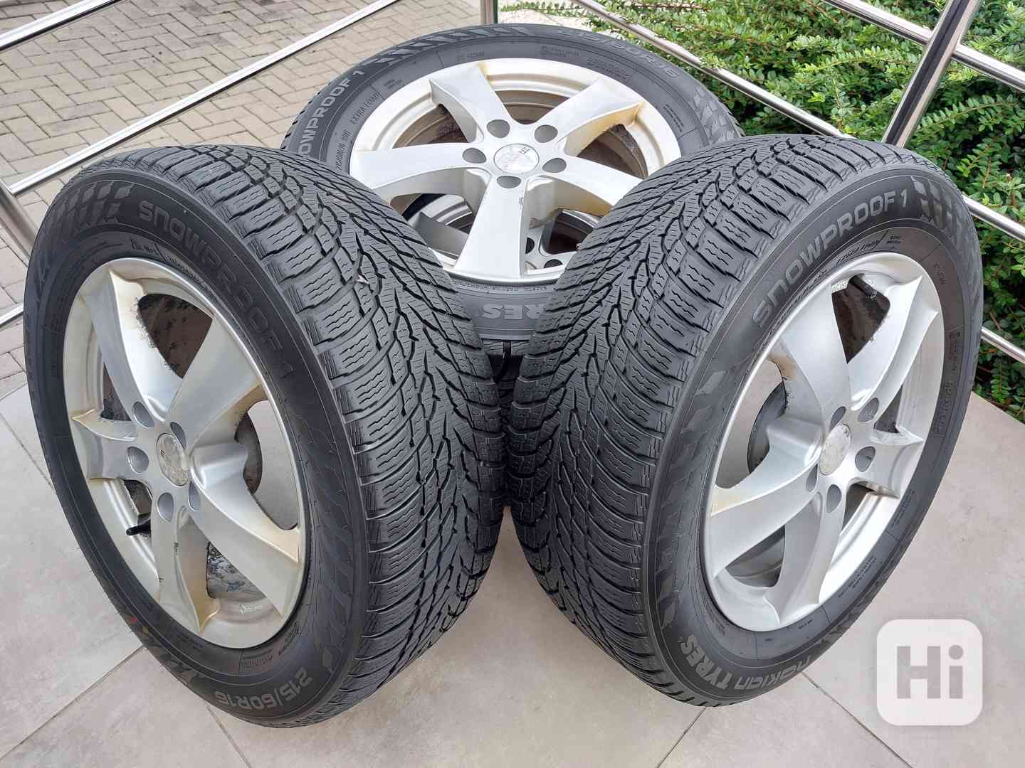Kola na Seat Alhambra 215/60 R16 99H - foto 1