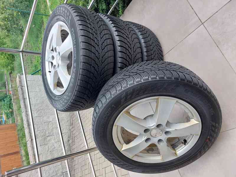 Kola na Seat Alhambra 215/60 R16 99H - foto 2