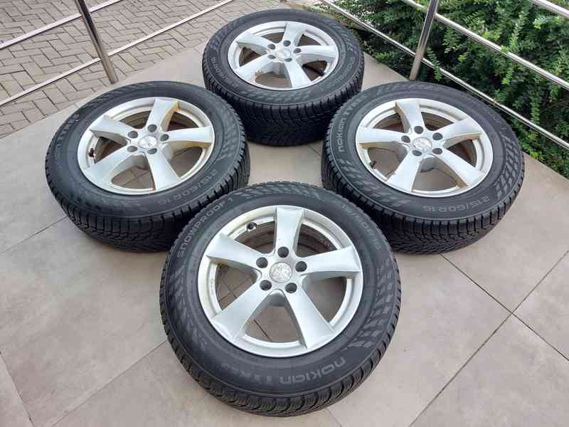 Kola na Seat Alhambra 215/60 R16 99H - foto 4