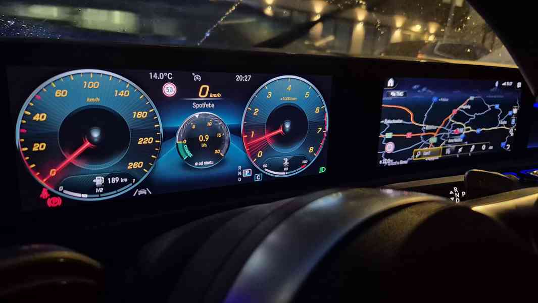 MERCEDES-BENZ CLA 220 AMG Line SHOOTING BRAKE - AUT, PANO - foto 9