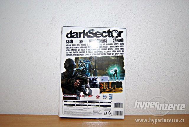 Hra Dark Sector - foto 2