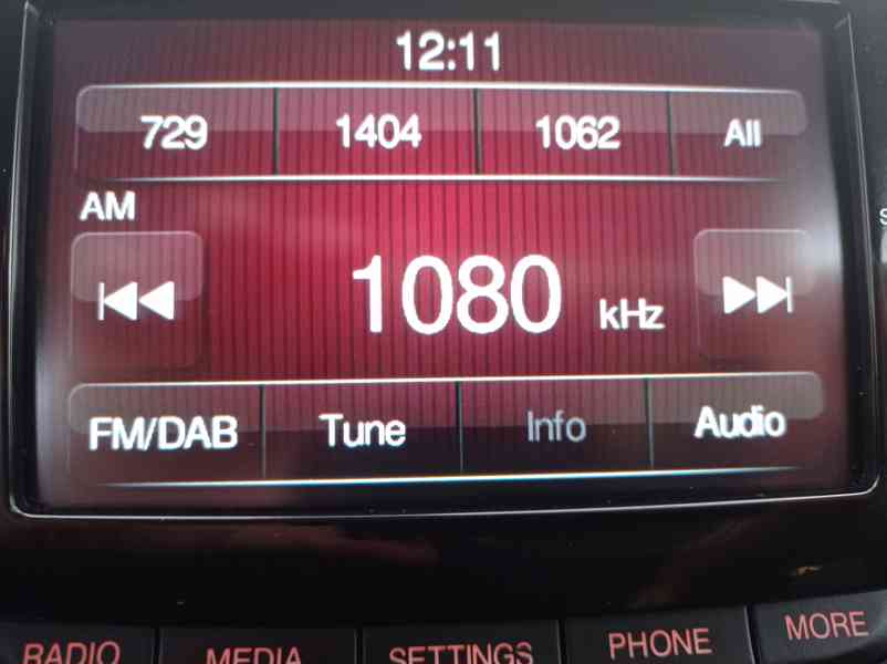 Fiat 500L 1.6 JTD 1. maj/TOP/LIVING - foto 20