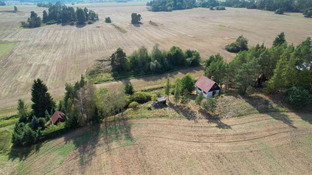 „JEDINEČNÁ PŘÍLEŽITOST“ KE KOUPI CHALUPY, TRNAVA U TŘEBÍČE - foto 18
