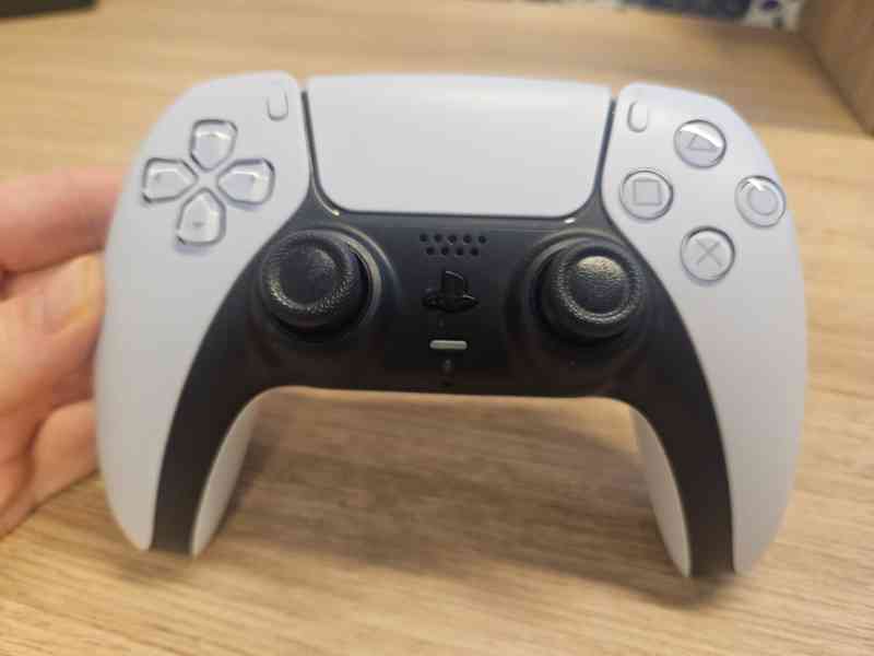 Sony PlayStation 5 s Blu-Ray mechanikou - foto 4
