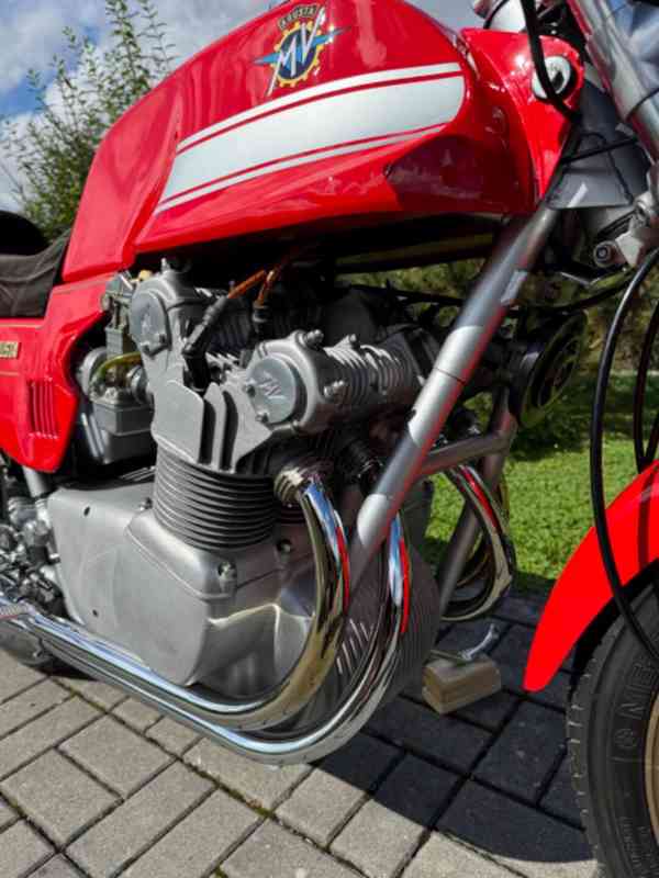 MV Agusta 750 S America - foto 5