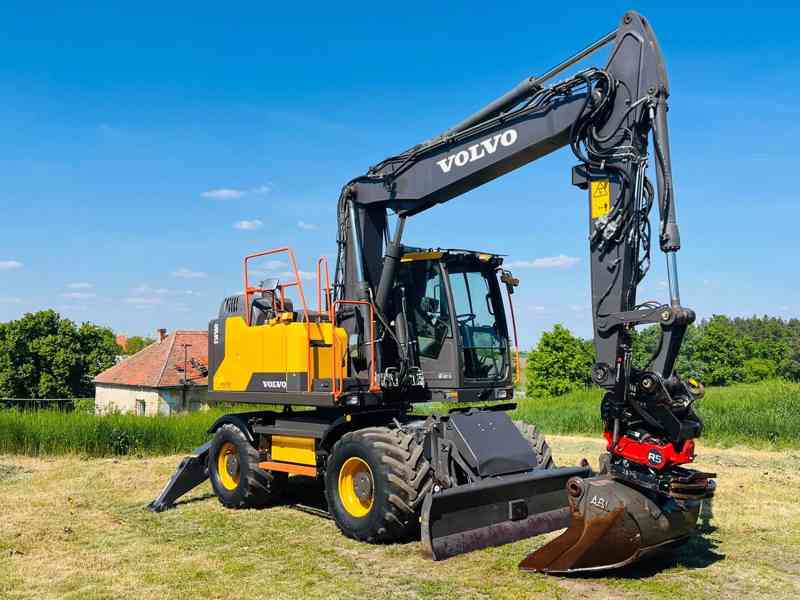 Kolové rypadlo Volvo EW160E (Možnost leasingu) - foto 6