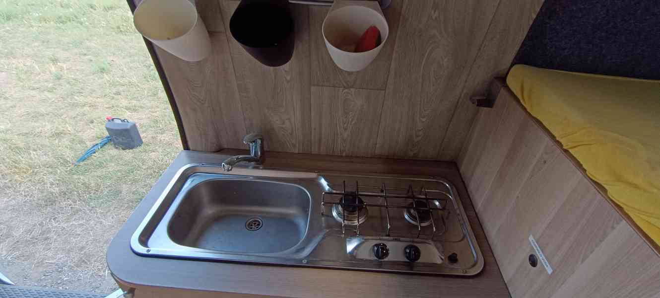Obytný vůz - foto 22
