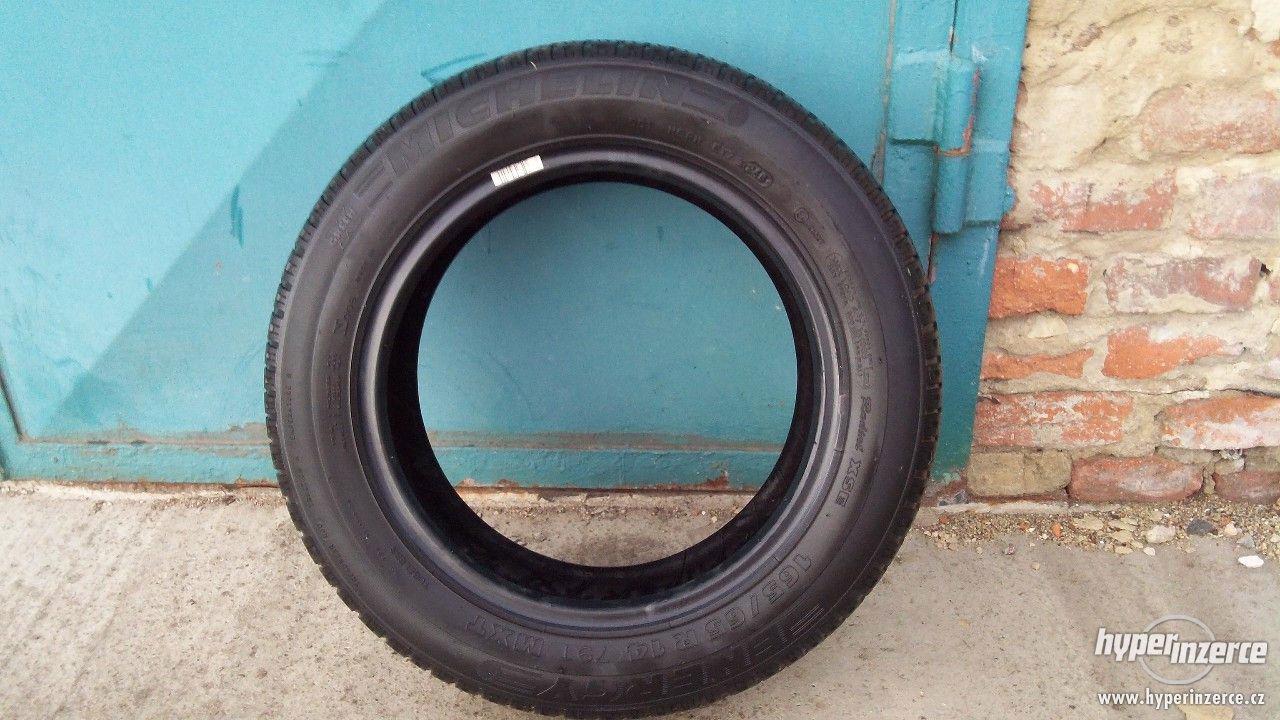 14" letní pneu Michelin - foto 1