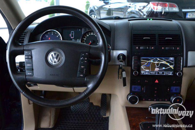 Volkswagen Touareg 3.0, nafta, automat, vyrobeno 2007, navigace, kůže - foto 27