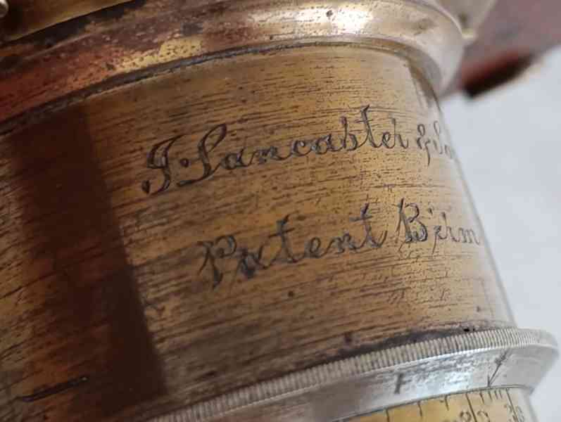 Starý dřevěný fotoaparát LANCASTER cca 1895 - foto 18