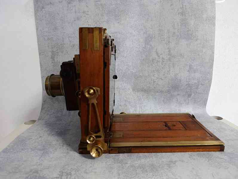 Starý dřevěný fotoaparát LANCASTER cca 1895 - foto 23