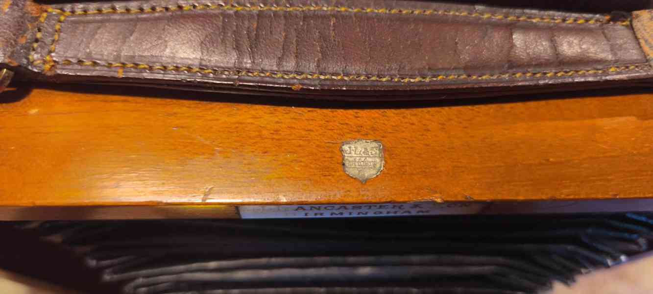 Starý dřevěný fotoaparát LANCASTER cca 1895 - foto 2