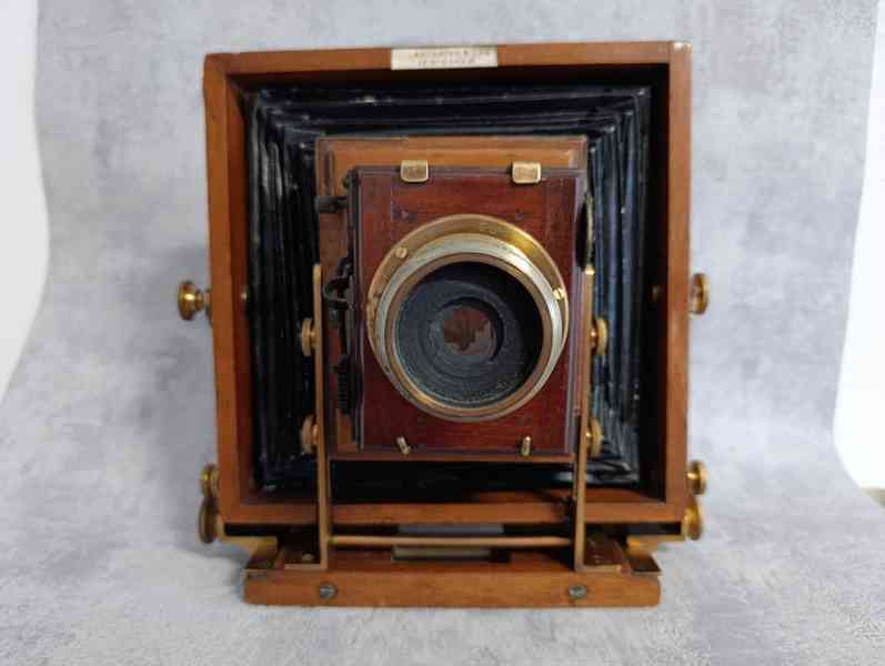 Starý dřevěný fotoaparát LANCASTER cca 1895 - foto 30