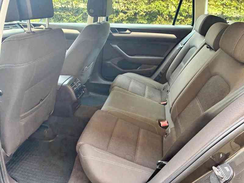 Volkswagen Passat 2,0   TDI 140 kW, 6st. manuál - foto 4
