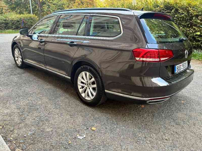 Volkswagen Passat 2,0   TDI 140 kW, 6st. manuál - foto 2