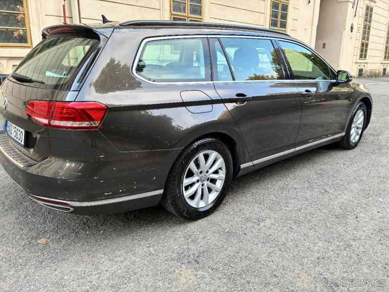 Volkswagen Passat 2,0   TDI 140 kW, 6st. manuál - foto 3