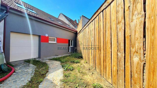 Pronájem domu pro studenty, 3+1,147,6m2, s garáži a zahradou, Brno-Bosonohy - foto 17