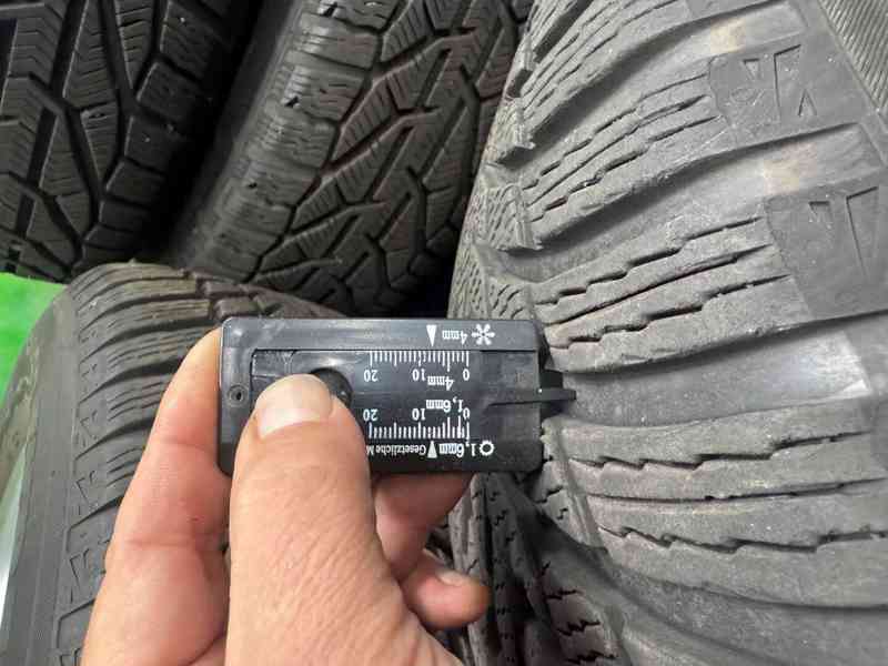 Chrysler Pacifica komplet zimní kola 235/65 R17 - foto 7