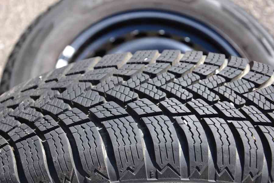 NOVÝ zimní komplet Š.Fabia IV/VW Polo,S.Ibiza-185/65R15 - foto 17