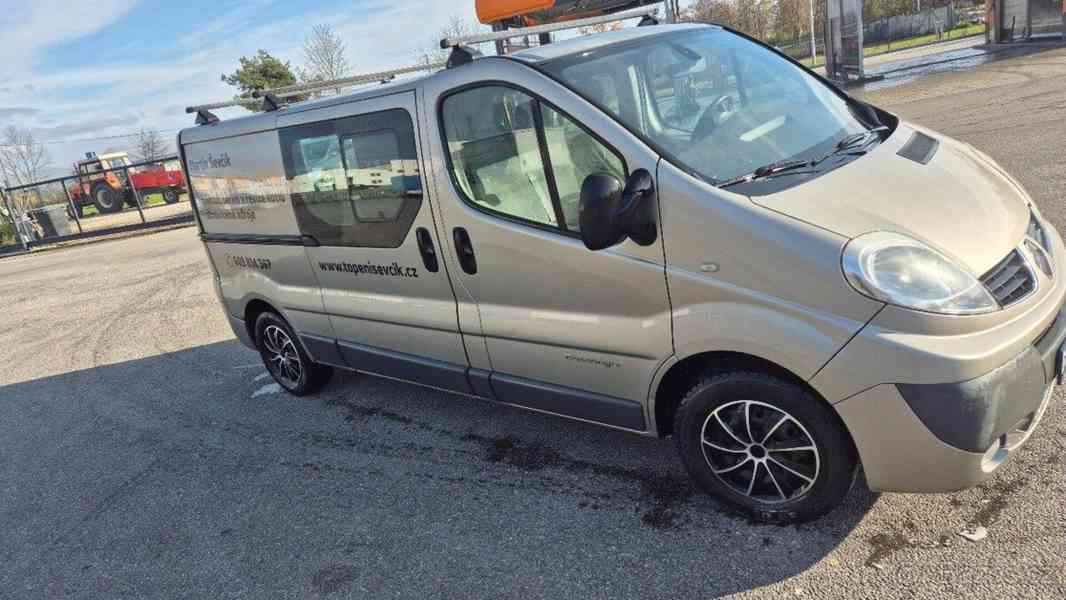 Renault Trafic 2,0   L2 6 míst - foto 1