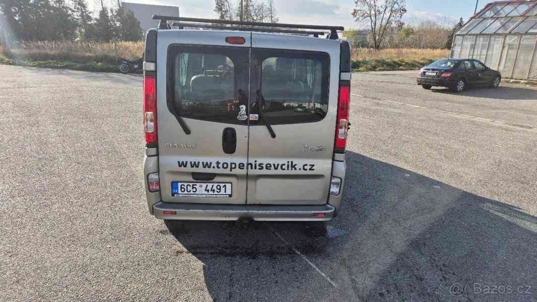 Renault Trafic 2,0   L2 6 míst - foto 2