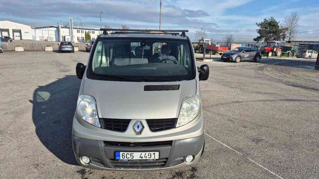 Renault Trafic 2,0   L2 6 míst - foto 7