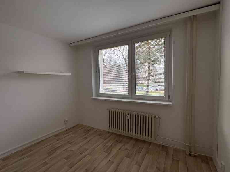 Pronájem zrekonstruovaného bytu 2+kk 35m², Padělky IX, Zlín - foto 4