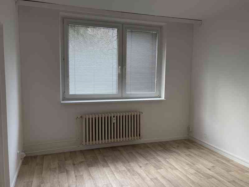 Pronájem zrekonstruovaného bytu 2+kk 35m², Padělky IX, Zlín - foto 3