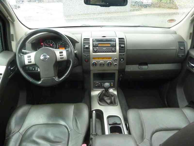 Nissan Pathfinder 2.5 dCi Premium 128kw - foto 10