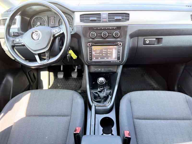 VW CADDY IV 2.0 TDi 75kW COMFORTLINE,WEBASTO,NAVI - foto 9