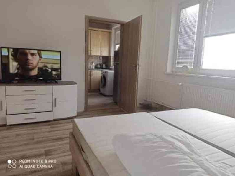 Predám 1,5 izbový byt, 44m2 s výhľadom Bratislava Kramáre  - foto 5