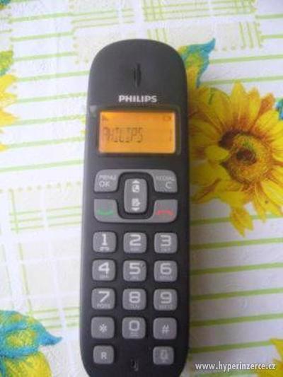 Bezdrátový telefon Philips - foto 3