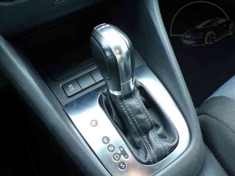 Volkswagen Golf Variant 1,2 TSI AUTOMAT - foto 8
