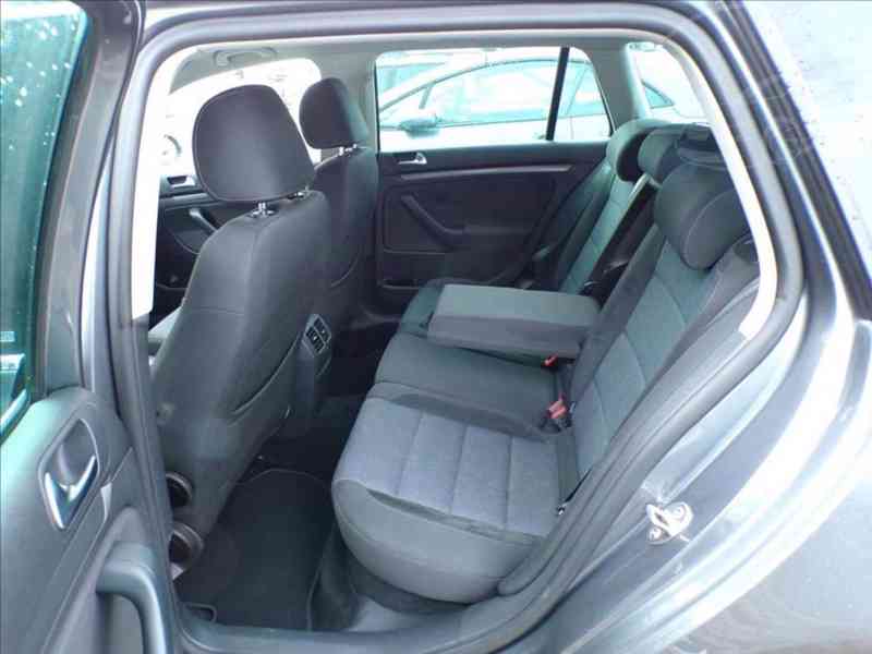 Volkswagen Golf Variant 1,2 TSI AUTOMAT - foto 11