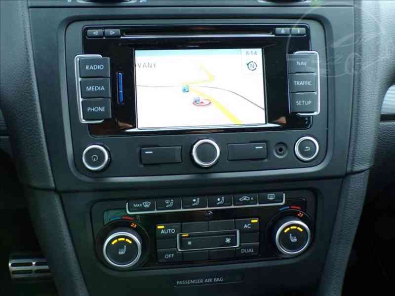 Volkswagen Golf Variant 1,2 TSI AUTOMAT - foto 7