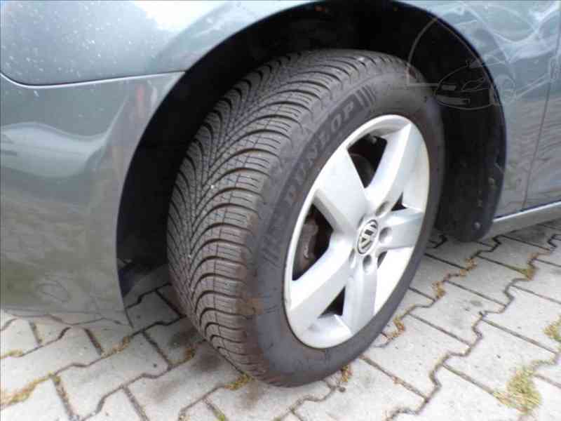 Volkswagen Golf Variant 1,2 TSI AUTOMAT - foto 17