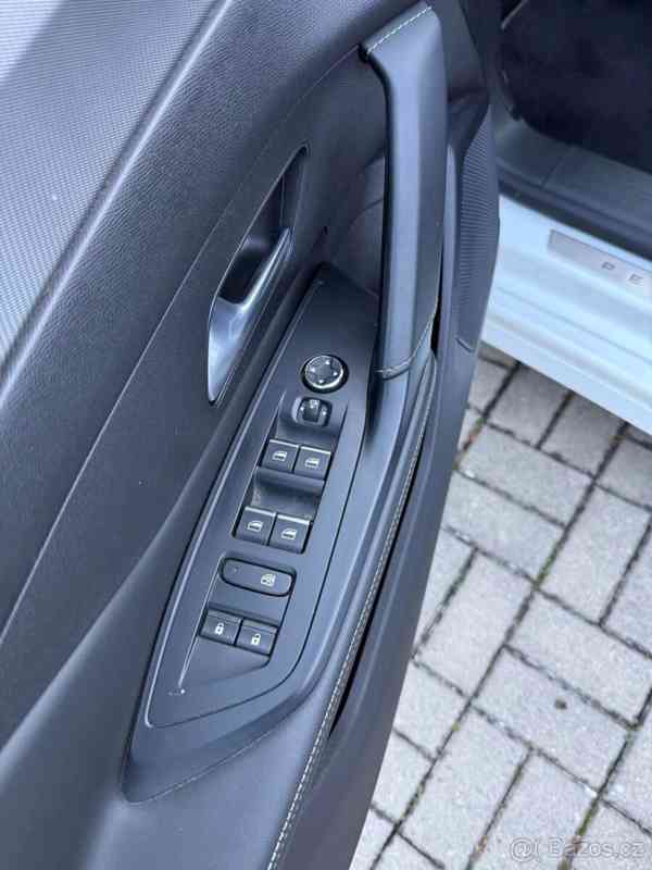 Peugeot 308 1,5   BlueHDi - foto 12