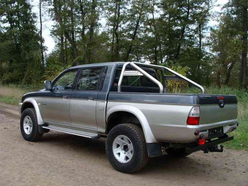 Mitsubishi L200, 2,5 TD 85 kw 4x4 rok 2005 - foto 4