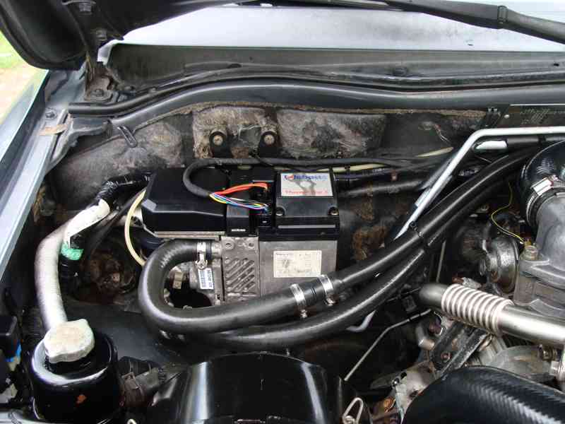 Mitsubishi L200, 2,5 TD 85 kw 4x4 rok 2005 - foto 19