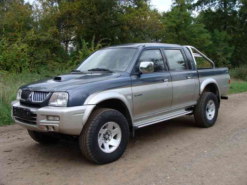 Mitsubishi L200, 2,5 TD 85 kw 4x4 rok 2005 - foto 1