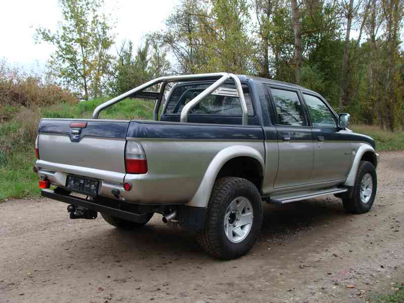Mitsubishi L200, 2,5 TD 85 kw 4x4 rok 2005 - foto 3