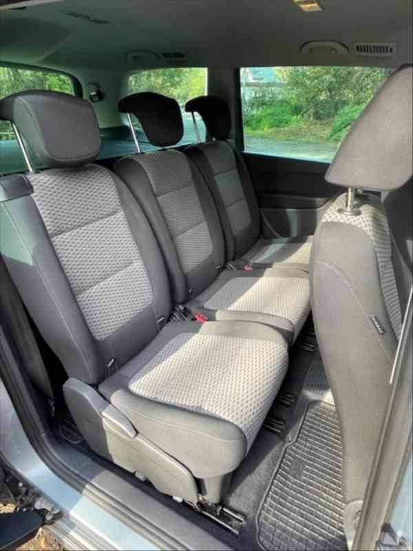 Volkswagen Sharan 2,0   7N TDI 103kW (7 míst) - foto 10
