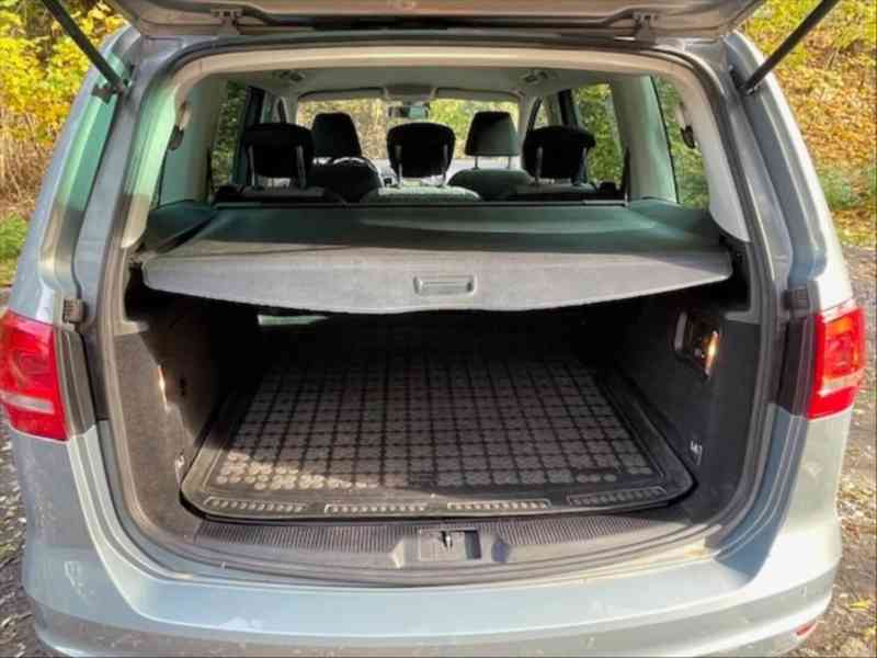 Volkswagen Sharan 2,0   7N TDI 103kW (7 míst) - foto 17