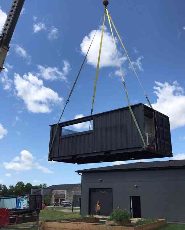 Kontejnerové domy – doprava a montáž po celé České republice - foto 4